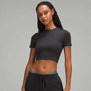Lululemon Crewneck Cropped Black Nulu T-Shirt Top, Size L